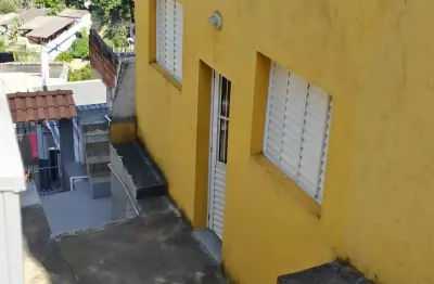 Casa à venda em francisco morato – espaço e tranquilidade por r$ 210.000,00 oportunidade ideal para quem busca uma casa funcional em uma cidade com boa infraestrutura e acesso rápido à capital.