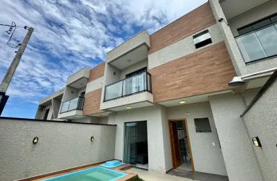 Sobrado com Piscina - 3 Quartos (1 Suíte) - 3 Quadras do Mar - Balneário Eliana - Guaratuba PR - R$ 579.900