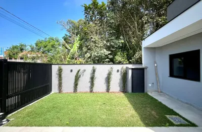 Casa alto padrão com piscina 3 quartos 1 suíte balneário nereidas