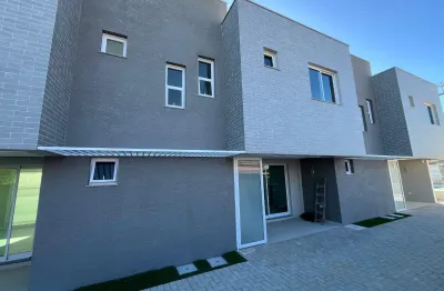 Sobrado com Piscina no Balneário Eliana – 3 Quartos (1 Suíte) – 300m da Praia – 105m² – Guaratuba/PR – R$ 600.000