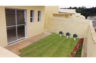 Casa em condomínio a venda  terreá com 3 dormitórios 2 vagas garagem