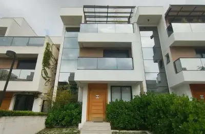 Casa 4 Quartos 2 Suítes  com 2 vagas no Authentiq Granja Viana em Cotia