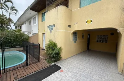 Casa com 4 quartos à venda na Avenida Bandeirantes, 1034, Caiobá, Matinhos