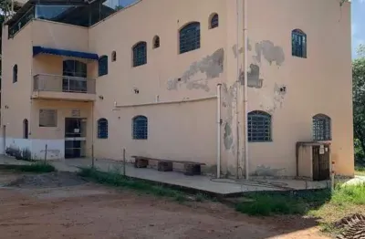 Hotel semi-mobiliado com 13 dormitórios para alugar, 400 m² por r$ 12.500/mês - funil - mário campos/mg