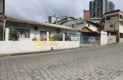 Casa com 3 quartos à venda na rua carl wahle, 352, água verde, blumenau, 169 m2 por r$ 998.000