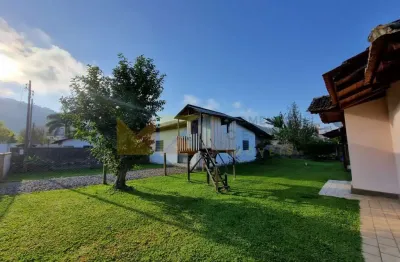 Casa com 4 quartos à venda na rua acre, 62, estados, indaial, 290 m2 por r$ 850.000