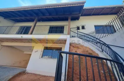 Casa com 3 quartos à venda na rua ursa maior, 538, escola agrícola, blumenau, 186 m2 por r$ 820.000