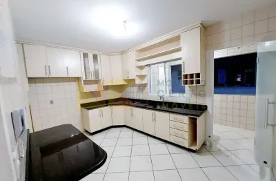 Apartamento com 3 quartos para alugar na rua barão de batovi, 150, velha central, blumenau, 110 m2 por r$ 2.200