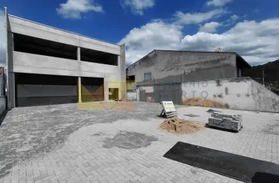 Barracão / galpão / depósito com 8 salas para alugar na rua johann ohf, 2819, velha central, blumenau, 661 m2 por r$ 15.000