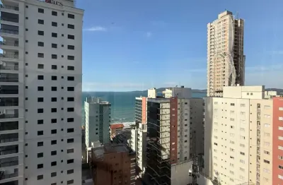 Apartamento frente avenida meia praia mobiliado e vista mar