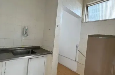 1/4 na avenida princesa isabel – excelente localização, com portaria 24h e aceita financiamento!