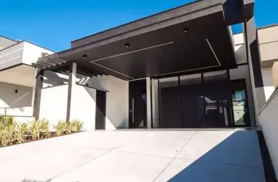 Casa a venda condomínio fechado com 3 suítes e piscina jardim milano