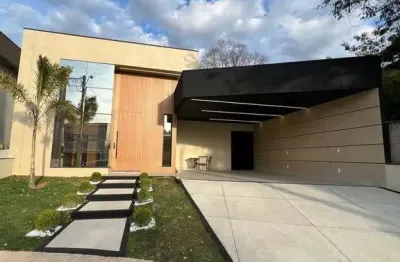 Casa em condomínio fechado com vista para a mata em indaiatuba sp