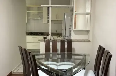 Apartamento mobiliado com área de lazer completa, pronto para morar.