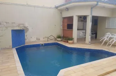 Casa térrea com 3 suítes e piscina a venda condomínio amstalden -indaiatuba