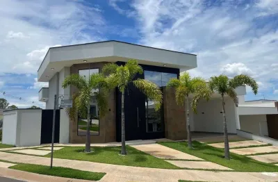 Linda casa térrea com 3 suítes condomínio Residencial Viena