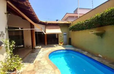 Casa com 3 quartos à venda na Rua Joaquim Fernandes, 23, Jardim Nova Yorque, Araçatuba