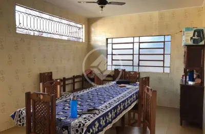 Casa com 3 quartos à venda na Avenida Cussy de Almeida Júnior, 1901, São João, Araçatuba