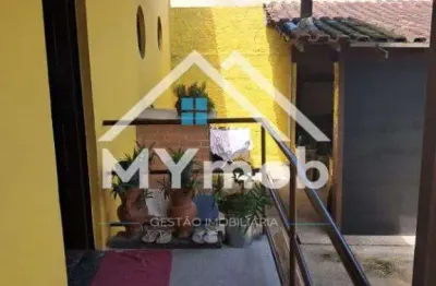 Casa com area gourmet e amplo espaco de garagem – a 15 min do recreio