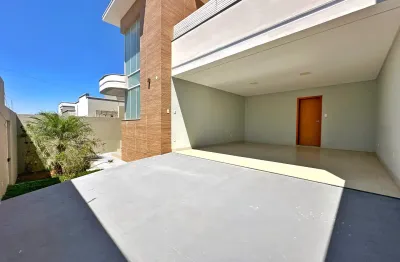 Casa à venda no parque leste: raridade, 200m², quintal gramado, integração perfeita
