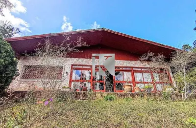 Casa com 3 dormitórios à venda, 211 m² por r$ 650.000,00 - golfe - teresópolis/rj