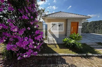 Casa com 4 quartos à venda na estrada isaías vidal, albuquerque, teresópolis, 170 m2 por r$ 950.000