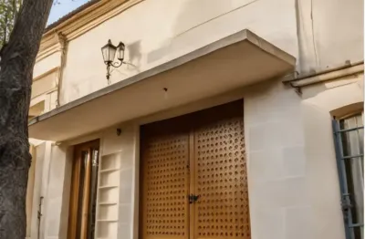 Predio com apartamentos e negocio em funcionamento no terreo