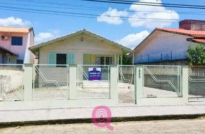 Casa com 4 quartos à venda no Oficinas, Tubarão 