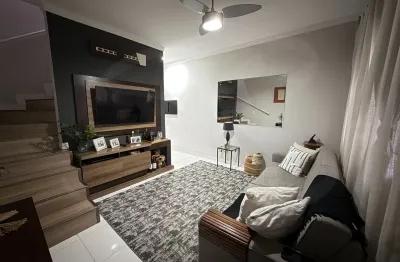Casa com 3 quartos à venda na Rua Guaianazes, 167, Floresta, Joinville