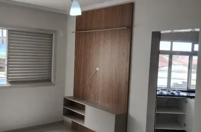 Lindo apartamento, reformado pé na areia próximo ao novo shopping.