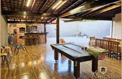 Casa para Venda em Barretos, Jockey Club, 3 dormitórios, 1 suíte, 2 banheiros, 2 vagas