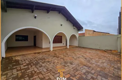 Casa para locação em barretos, jockey club, 3 dormitórios, 1 suíte, 2 banheiros, 4 vagas