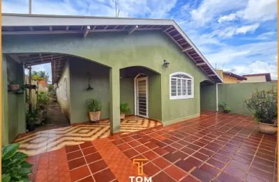 Casa para venda em barretos, centro, 3 dormitórios, 1 suíte, 1 banheiro, 2 vagas