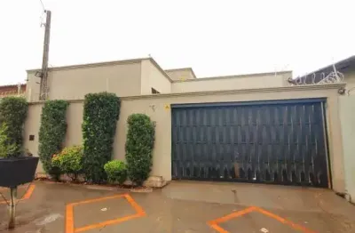 Casa para Venda em Barretos, Baroni, 3 dormitórios, 1 suíte, 2 banheiros, 3 vagas