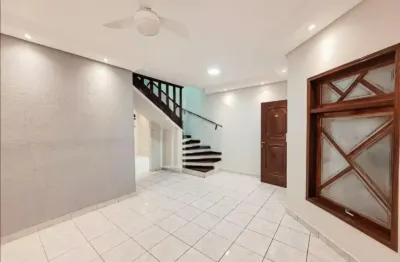 Lindo sobrado a venda no jardim california  com 3 dormitórios