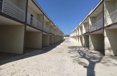 Sobrados em condomínio fechado no bairro do éden. bairro com infraestrutura de cidade.