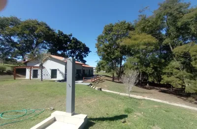 Chácara de 1000 m² em condomínio fechado em alambari. aceita apto ou casa em sorocaba.