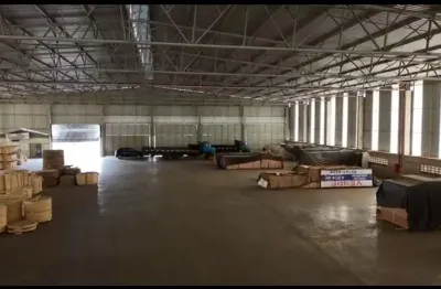 Galpão c/ 4.000 m² de área construída em terreno de 7.200 m² na av. paraná, bairro cajurú.