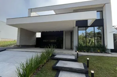 Belíssima residência no condomínio cyrela landscape há 5 minutinhos do bairro campolim.