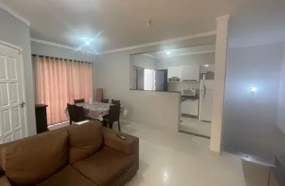 Ótimo sobrado no condomínio horto florestal 2. 4 dormitórios sendo 2 dormitórios em baixo.