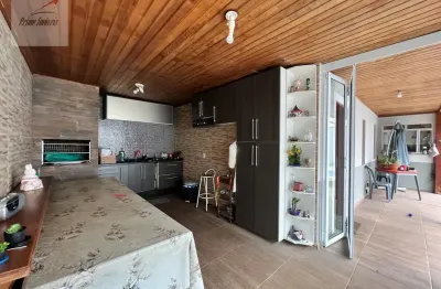 Casa térrea, sem degraus, cond. ibiti do paço. edícula e piscina. aceita apto até 350 mil