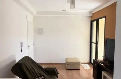 Belo apartamento no village monte verde no jardim gutierres, zona leste. vista para a mata ao lado.