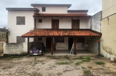 Amplo sobrado para locação no simus próximo da rua américo figueiredo.