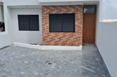 Casa nova no condomínio horto florestal villágio. aceita veículo.