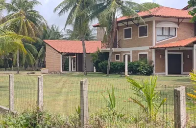 Vendo casa beira mar praia   japararinga para usufruir como laser ou investimento para locacao com alto  valor , e ou contrucao condominio
