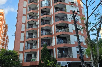 Apartamento 3 dorm, 2 suites, dep. compl, 1 vaga, à uma quadra da praia.