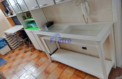 1 Vaga coberta, prédio com elevador! Localizado na Av. do Taboão!