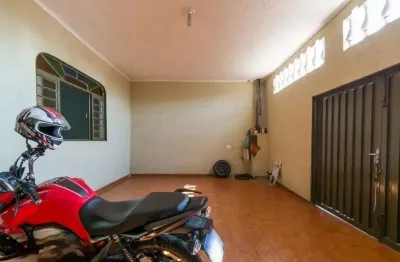 Casa com 2 quartos à venda na Rua Dois de Julho, Vila Tibério, Ribeirão Preto