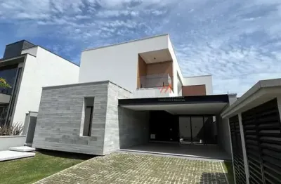 Casa com 3 quartos à venda na Avenida Presidente Castelo Branco, Cézar de Souza, Mogi das Cruzes