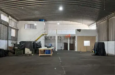 Barracão / Galpão / Depósito para alugar na Rua Carlos Valverde, Jardim Rodeio, Mogi das Cruzes